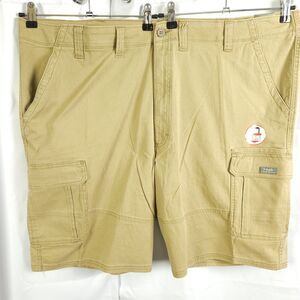 NWT Wrangler Men's 48 Beige‎ Cargo Relaxed Fit Knee Length Tech Pocket Shorts